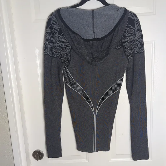 Athleta Black and Gray Hoodie Jacket Lg - Picture 6 of 10